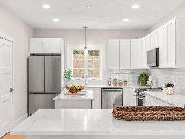 House for sale in Sandown, Rockingham County