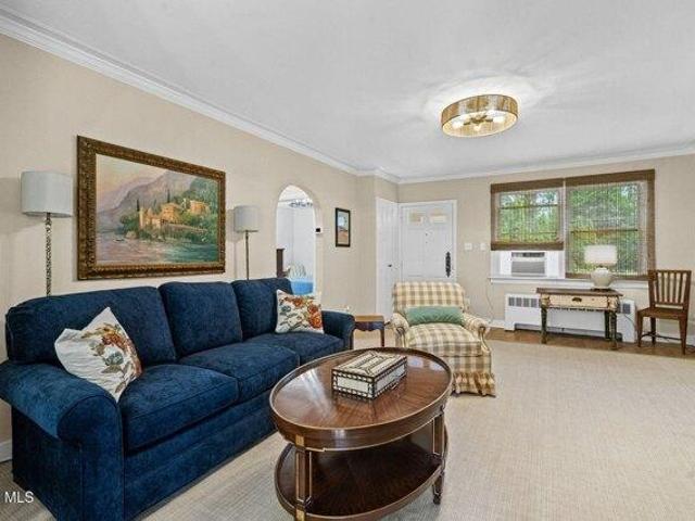 House for sale in Saratoga, New York