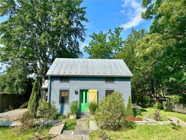 House for sale in Bloomington, New York