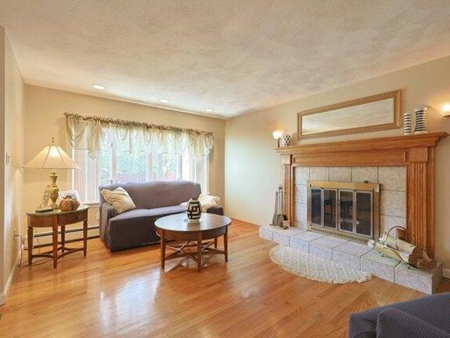 House for sale in Pleasant Hills, Saugus