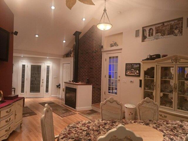 House for sale in North Saugus, Saugus