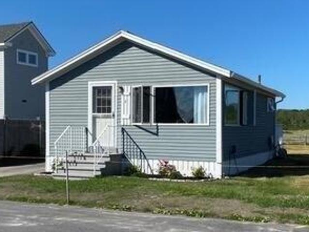 House for sale in Scarborough, Maine