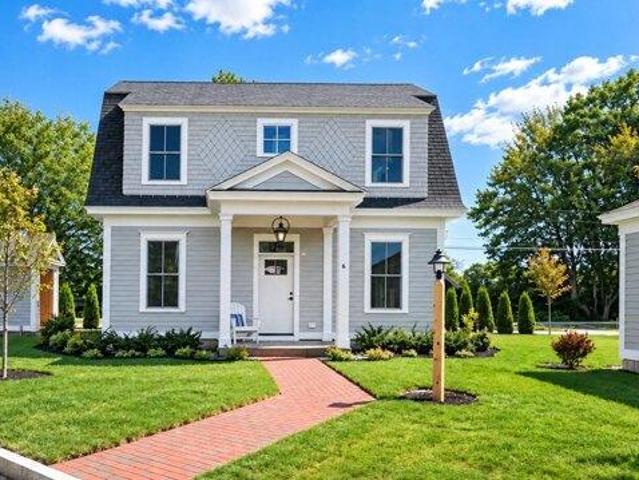House for sale in Scarborough, Maine