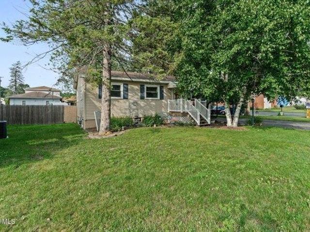 House for sale in Schenectady, New York