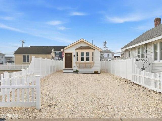 House for sale in Seaside Park, New Jersey