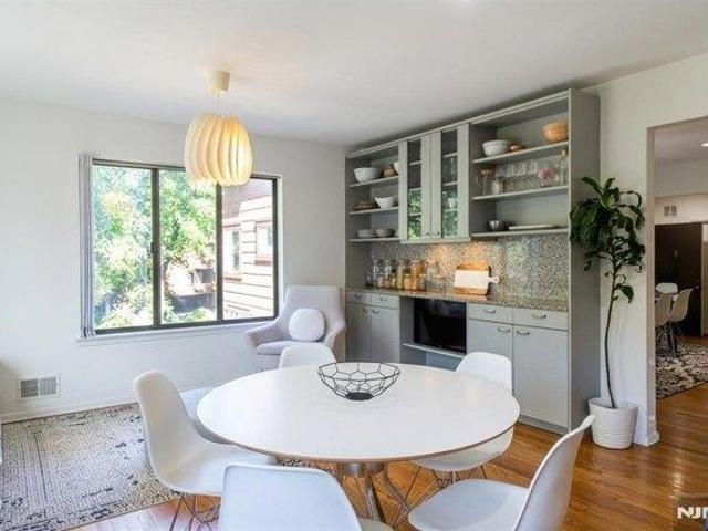 House for sale in Hudson, New Jersey