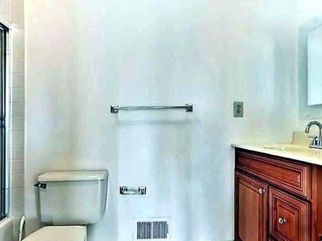 House for sale in Hudson, New Jersey
