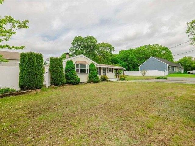 House for sale in Bristol, Massachusetts