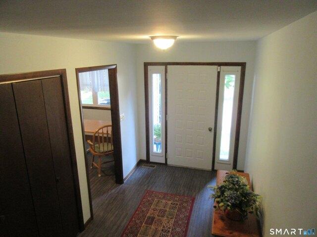House for sale in Shelton, Connecticut