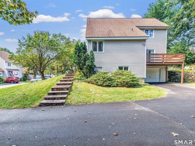 House for sale in Shelton, Connecticut