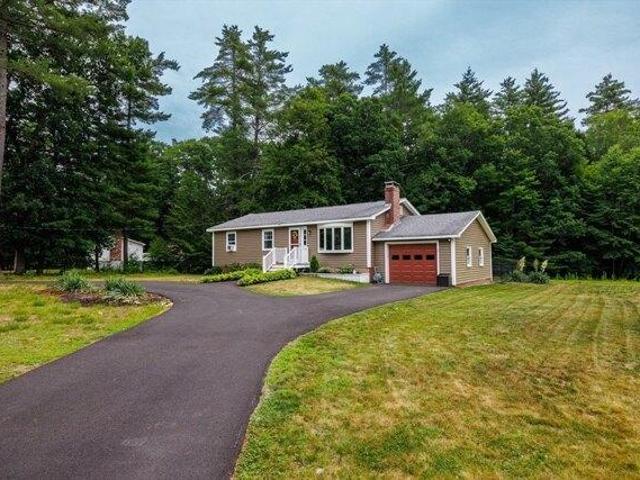 House for sale in Shirley, Massachusetts