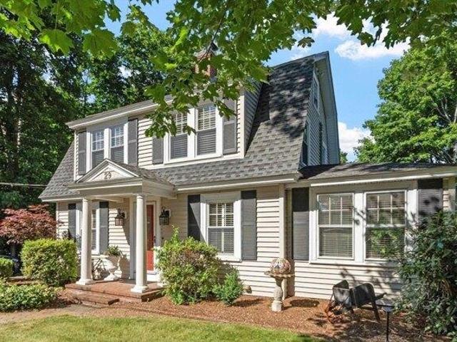 House for sale in Shrewsbury, Massachusetts