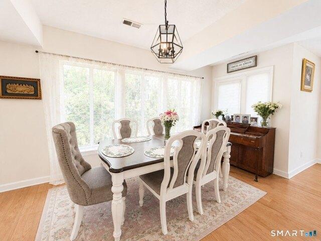 House for sale in Simsbury, Connecticut