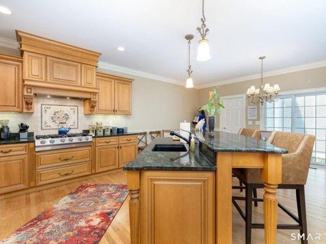House for sale in Simsbury, Connecticut