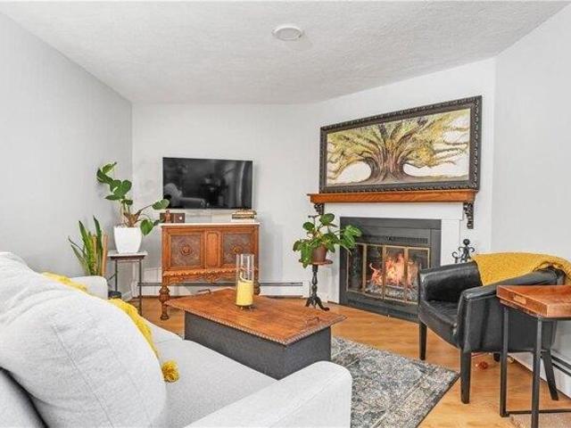 House for sale in Smithfield, Providence County