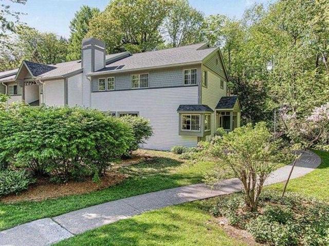 House for sale in South Burlington, Vermont