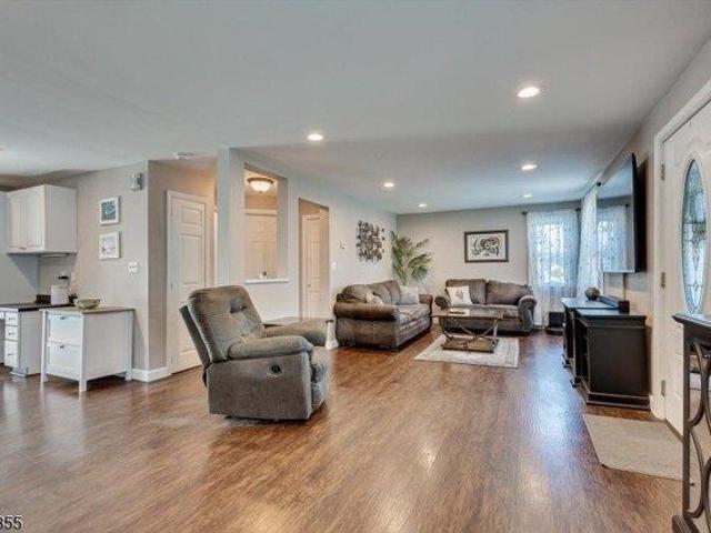 House for sale in South Plainfield, New Jersey