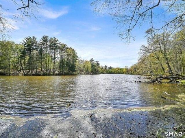 House for sale in South Windsor, Connecticut