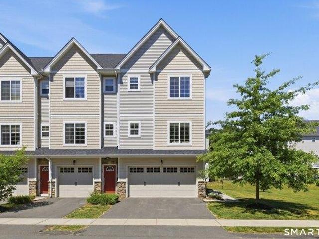 House for sale in South Windsor, Connecticut