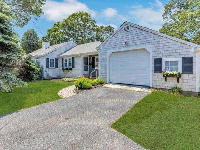 House for sale in South Yarmouth, Massachusetts