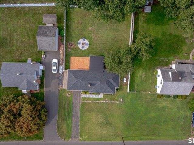 House for sale in Plantsville, Southington