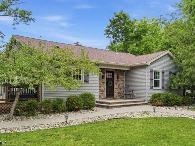 House for sale in Sparta, New Jersey