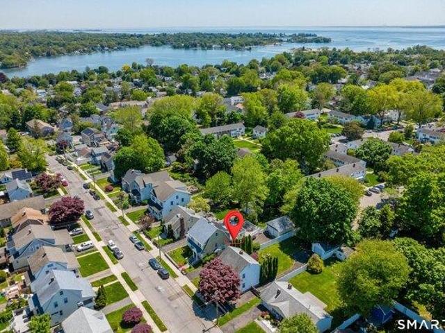 House for sale in Cos Cob, Connecticut