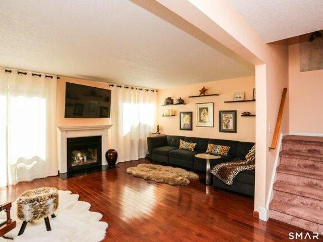 House for sale in Cos Cob, Connecticut