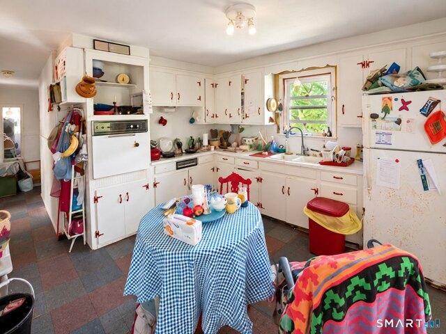 House for sale in Pawcatuck, Stonington