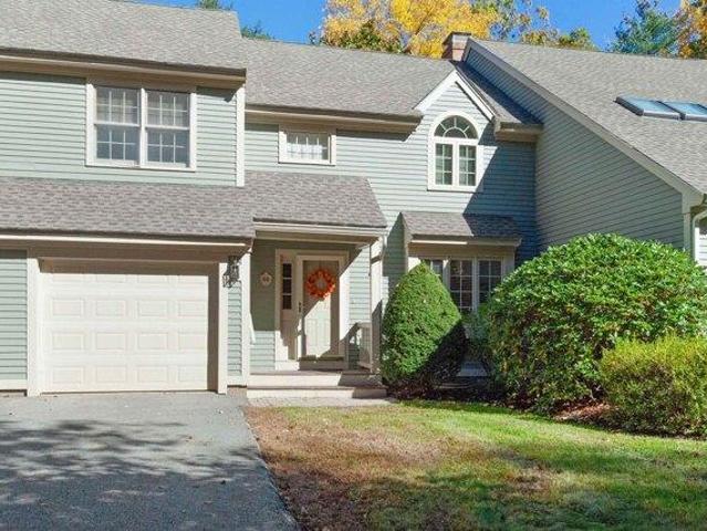 House for sale in The Peninsula at Winding Brook, Stratham