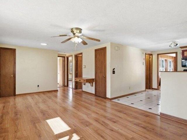 House for sale in Fiskdale, Massachusetts