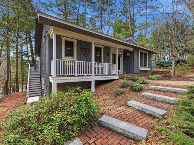 House for sale in Fiskdale, Massachusetts