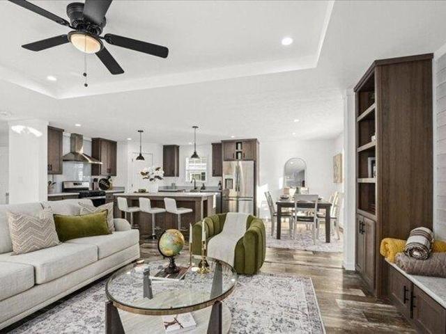 House for sale in Fiskdale, Massachusetts