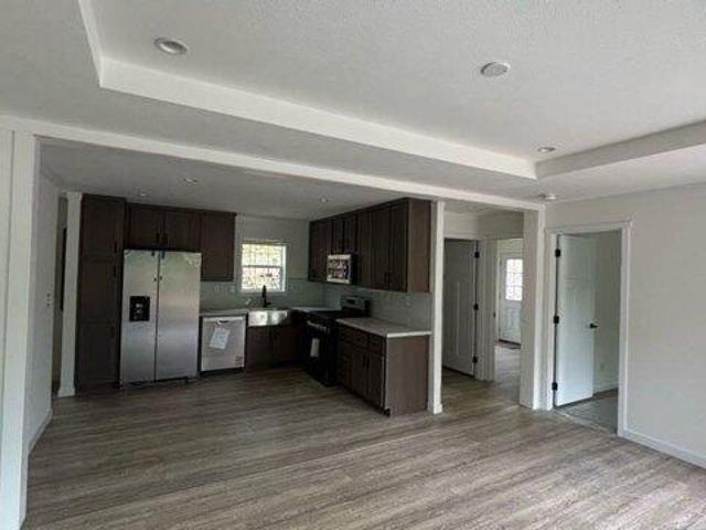 House for sale in Fiskdale, Massachusetts