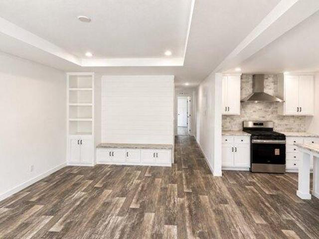 House for sale in Globe Village, Southbridge