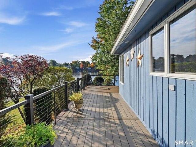House for sale in Suffield, Capitol Planning Region