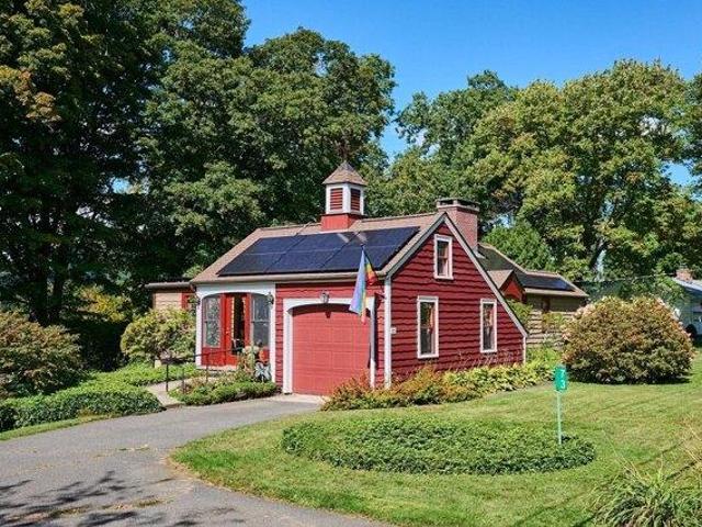 House for sale in Sunderland, Franklin County