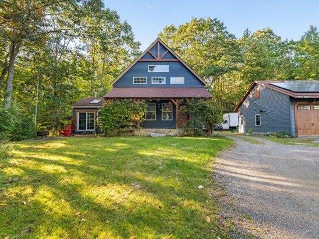 House for sale in Surry, Hancock County