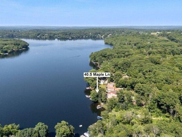 House for sale in Sutton, Massachusetts