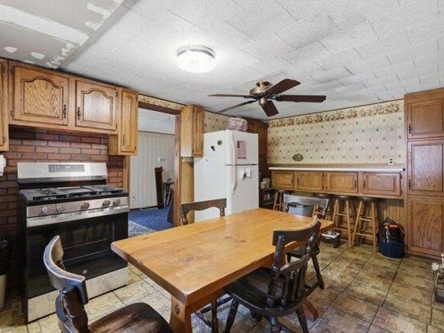 House for sale in South Sutton, Sutton