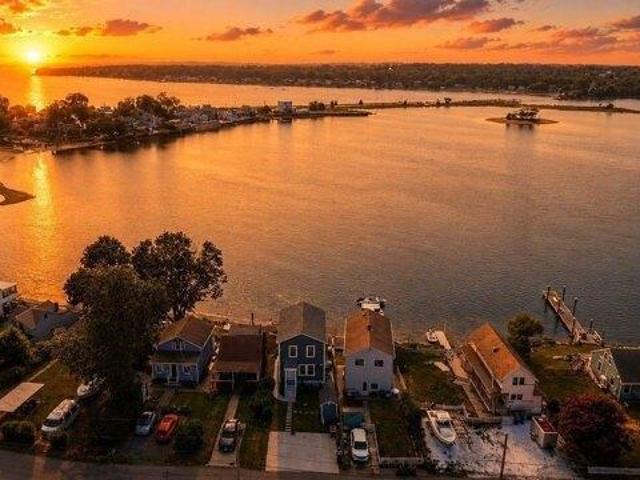 House for sale in Bristol, Massachusetts