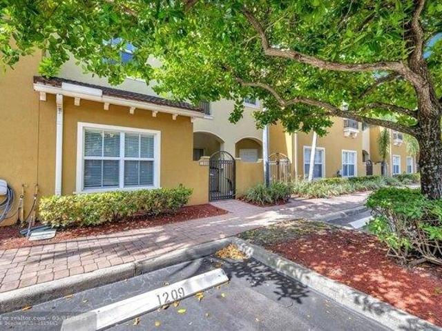 House for sale in Tamarac, Florida