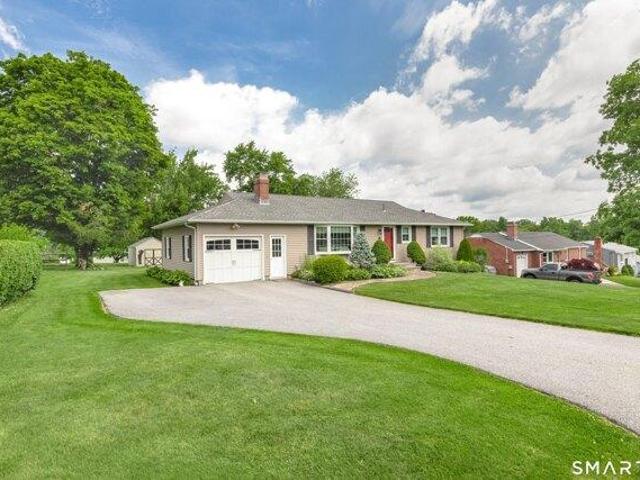 House for sale in Thomaston, Connecticut