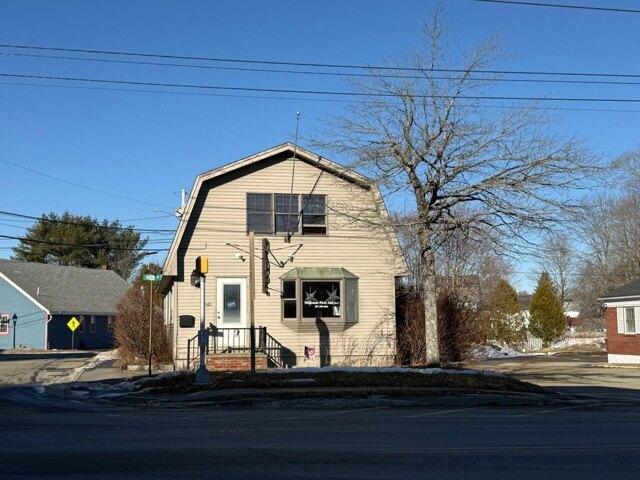 House for sale in Thomaston, Maine