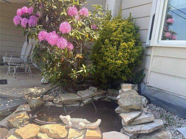 House for sale in Thornwood, New York