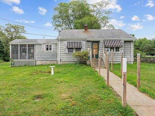 House for sale in Tiverton, Rhode Island