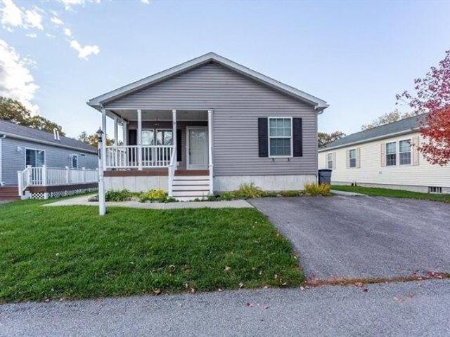 House for sale in Tiverton, Rhode Island