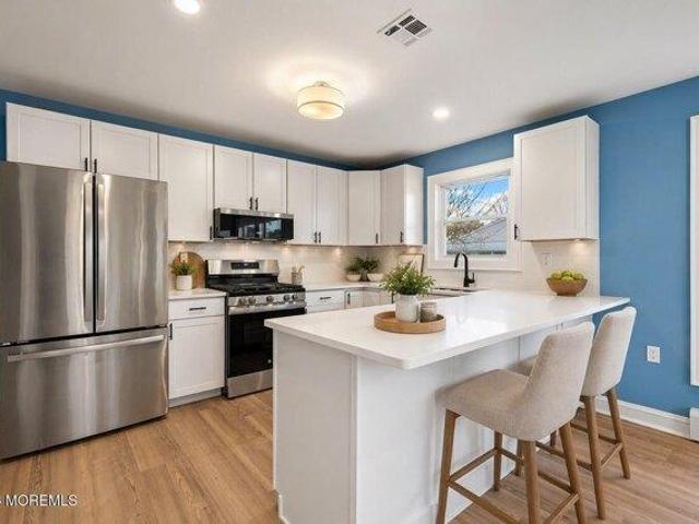 House for sale in Bayville, New Jersey