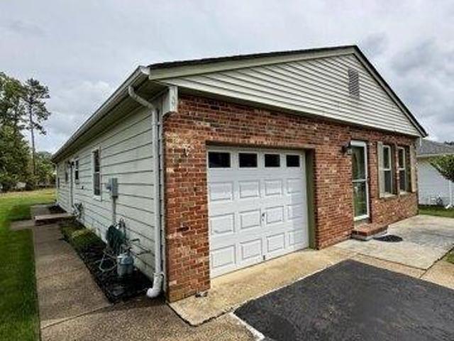 House for sale in Bayville, New Jersey