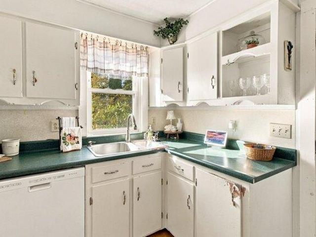 House for sale in Topsham, Maine